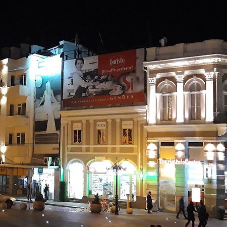 Студио Римски Стадион プロヴディフ エクステリア 写真